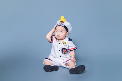 广州代怀试管生子宝宝几个月开始吃水果
